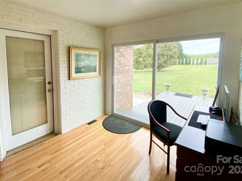 5119 Blackberry Lane, Matthews, NC 28104.  MLS# CAR4240409, YatesRealty ID 7870. 