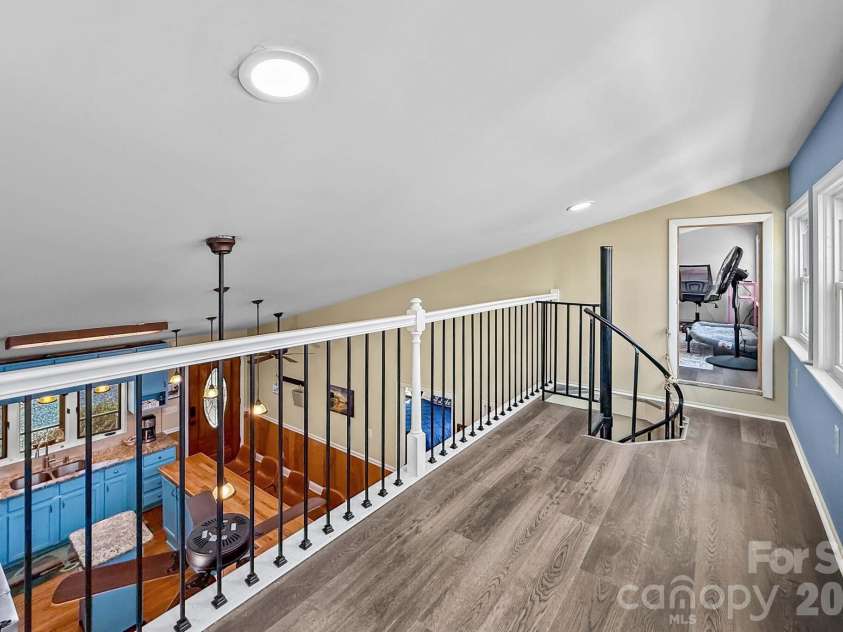 1331 Hickory Point Drive, Lexington, NC 27292.  MLS# CAR4355621, YatesRealty ID 7871. 
