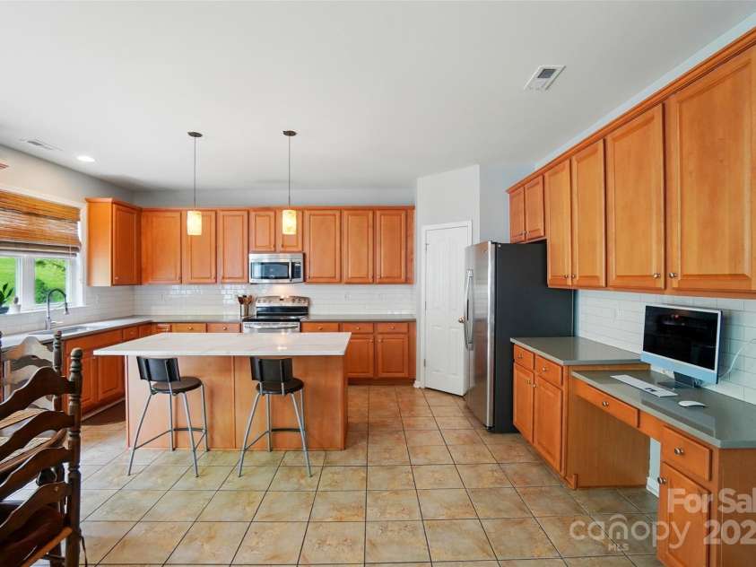 12531 Morning Creek Lane, Charlotte, NC 28214.  MLS# CAR4246639, YatesRealty ID 7872. 