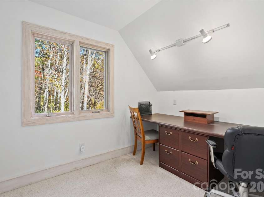 33 Great Aspen Way, Black Mountain, NC 28711.  MLS# CAR4321189, YatesRealty ID 7875. 