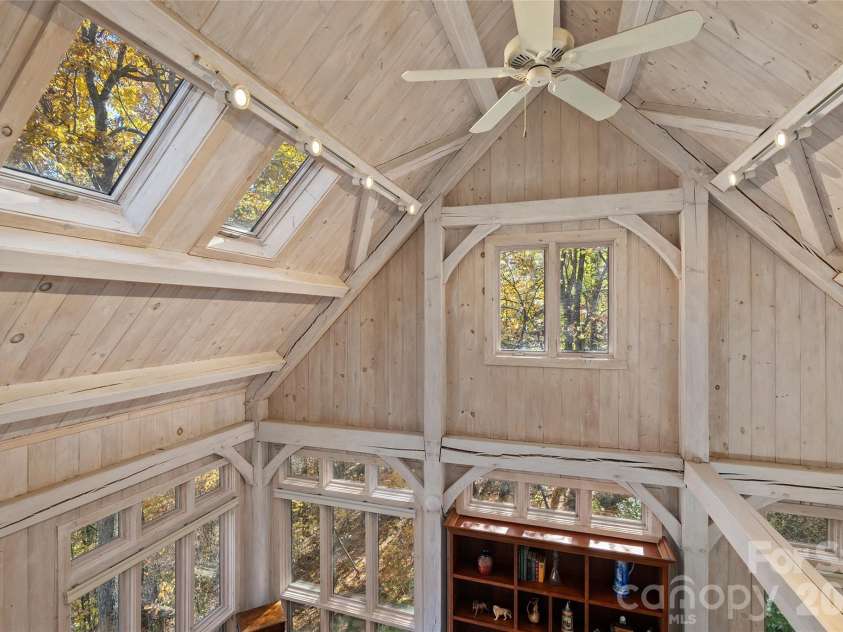 33 Great Aspen Way, Black Mountain, NC 28711.  MLS# CAR4321189, YatesRealty ID 7875. 