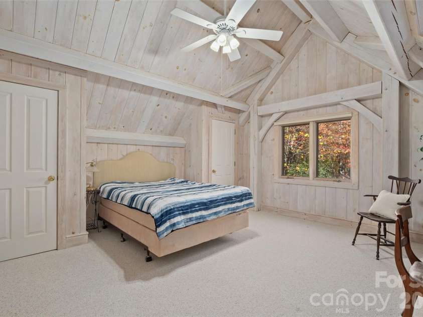 33 Great Aspen Way, Black Mountain, NC 28711.  MLS# CAR4321189, YatesRealty ID 7875. 