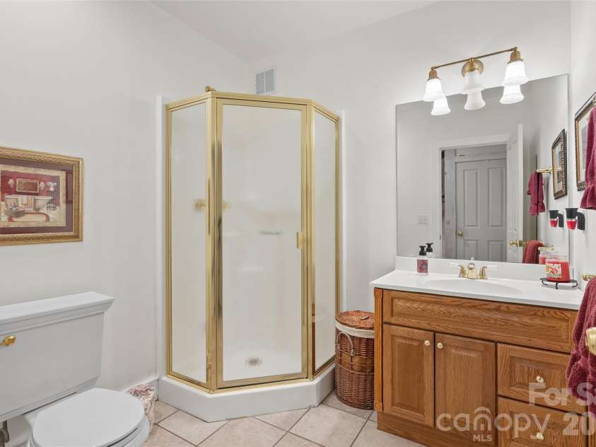 33 Great Aspen Way, Black Mountain, NC 28711.  MLS# CAR4321189, YatesRealty ID 7875. 