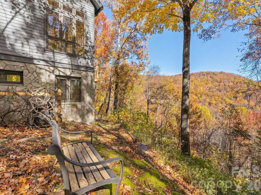 33 Great Aspen Way, Black Mountain, NC 28711.  MLS# CAR4321189, YatesRealty ID 7875. 