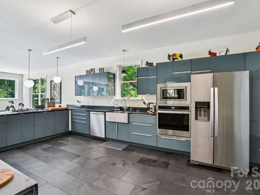 84 West Street, Weaverville, NC 28787.  MLS# CAR4334838, YatesRealty ID 7876. Massive Modern Kitchen