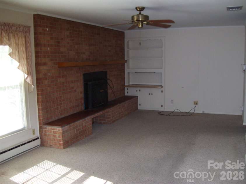 2402 Brantley Road, Kannapolis, NC 28083.  MLS# CAR4359630, YatesRealty ID 7877. 