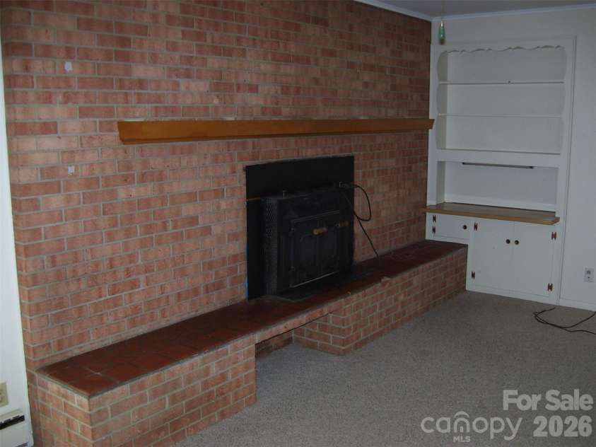 2402 Brantley Road, Kannapolis, NC 28083.  MLS# CAR4359630, YatesRealty ID 7877. 