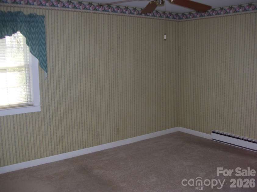 2402 Brantley Road, Kannapolis, NC 28083.  MLS# CAR4359630, YatesRealty ID 7877. 