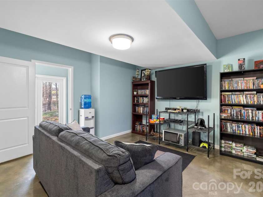4833 Breden Street, Kannapolis, NC 28081.  MLS# CAR4340920, YatesRealty ID 7878. 