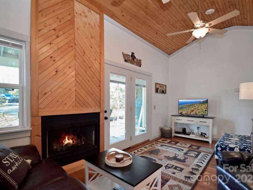 163 Black Pine Road, Newland, NC 28657.  MLS# CAR4221789, YatesRealty ID 788. 