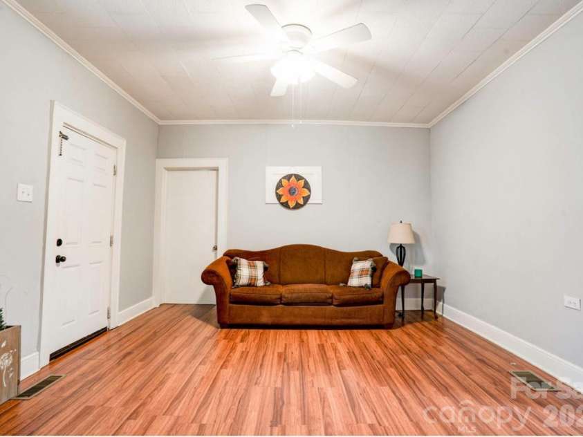 403 Whitener Street, Shelby, NC 28152.  MLS# CAR4341963, YatesRealty ID 7880. 