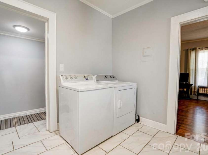 403 Whitener Street, Shelby, NC 28152.  MLS# CAR4341963, YatesRealty ID 7880. 