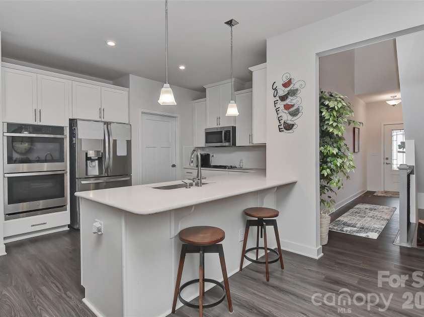 146 Beacon Drive, Mooresville, NC 28117.  MLS# CAR4355027, YatesRealty ID 7881. 