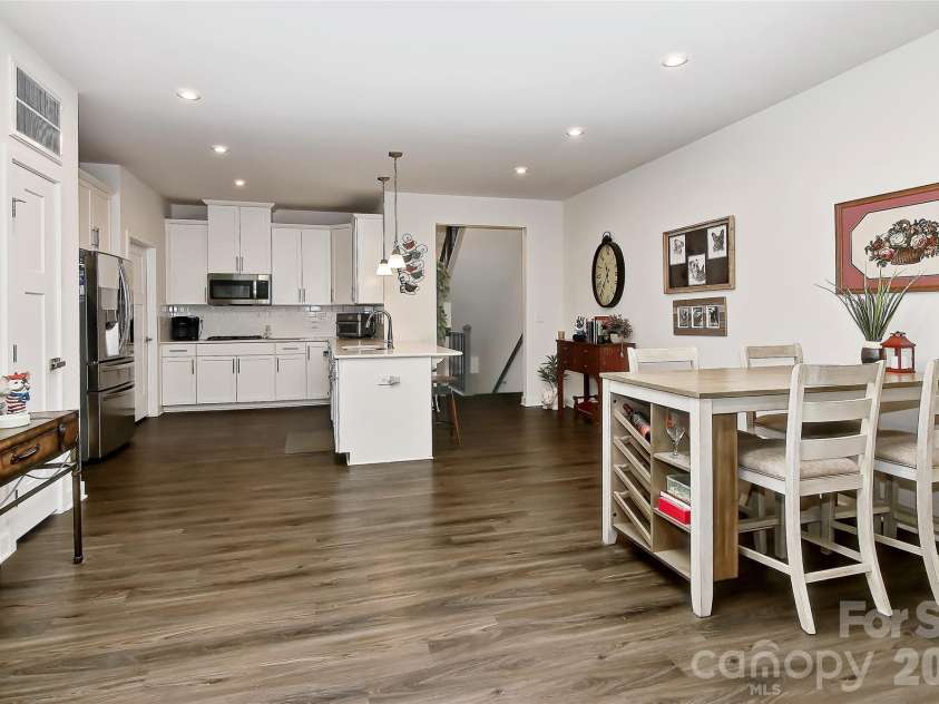 146 Beacon Drive, Mooresville, NC 28117.  MLS# CAR4355027, YatesRealty ID 7881. 