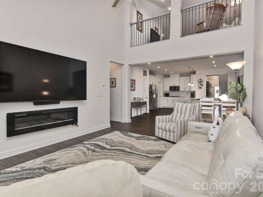 146 Beacon Drive, Mooresville, NC 28117.  MLS# CAR4355027, YatesRealty ID 7881. 