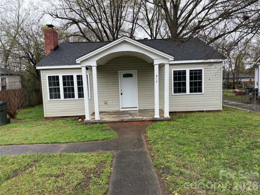 517 Spruce Street, Rock Hill, SC 29730.  MLS# CAR4364292, YatesRealty ID 7885. 
