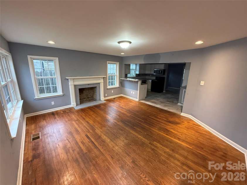 517 Spruce Street, Rock Hill, SC 29730.  MLS# CAR4364292, YatesRealty ID 7885. 