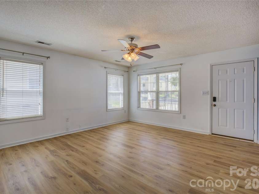 117 Pratt Street, Belmont, NC 28012.  MLS# CAR4361310, YatesRealty ID 7886. 