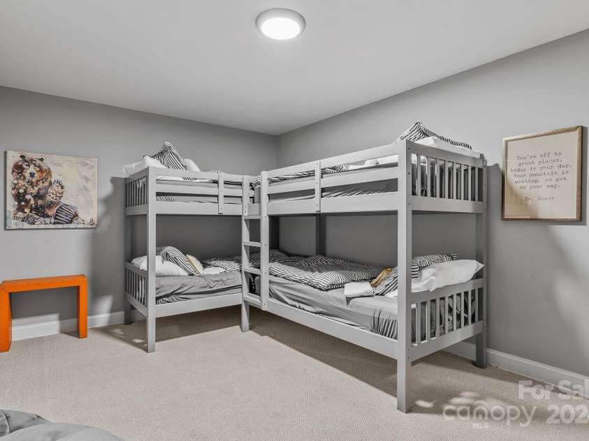 320 Woodland Drive, Swannanoa, NC 28778.  MLS# CAR4199567, YatesRealty ID 7886. 