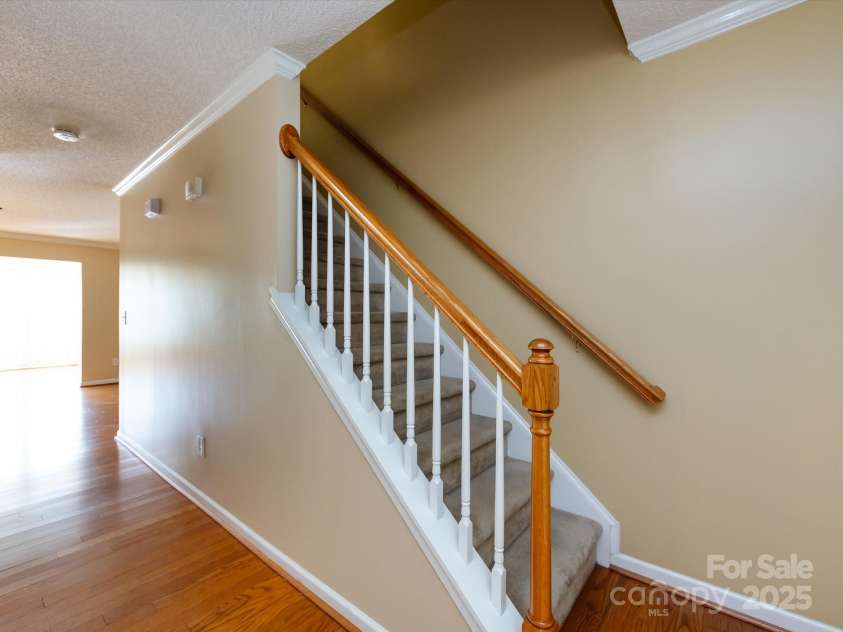 2316 Highland Park Drive, Charlotte, NC 28269.  MLS# CAR4245292, YatesRealty ID 7887. 