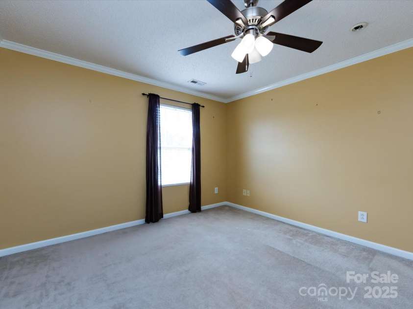 2316 Highland Park Drive, Charlotte, NC 28269.  MLS# CAR4245292, YatesRealty ID 7887. 