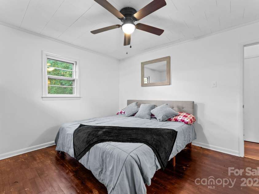 621 Kitchens Branch Road, Sylva, NC 28779.  MLS# CAR4318582, YatesRealty ID 7887. Primary bedroom