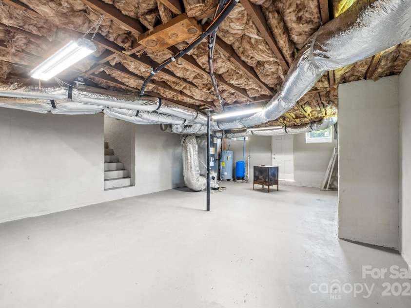 2120 Old Salisbury Concord Road, Concord, NC 28025.  MLS# CAR4149928, YatesRealty ID 7889. Basement