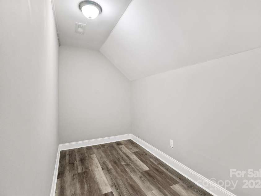 2120 Old Salisbury Concord Road, Concord, NC 28025.  MLS# CAR4149928, YatesRealty ID 7889. Closet
