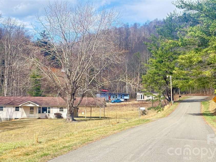 225 Davis Road, Crumpler, NC 28617.  MLS# CAR4349380, YatesRealty ID 7889. 