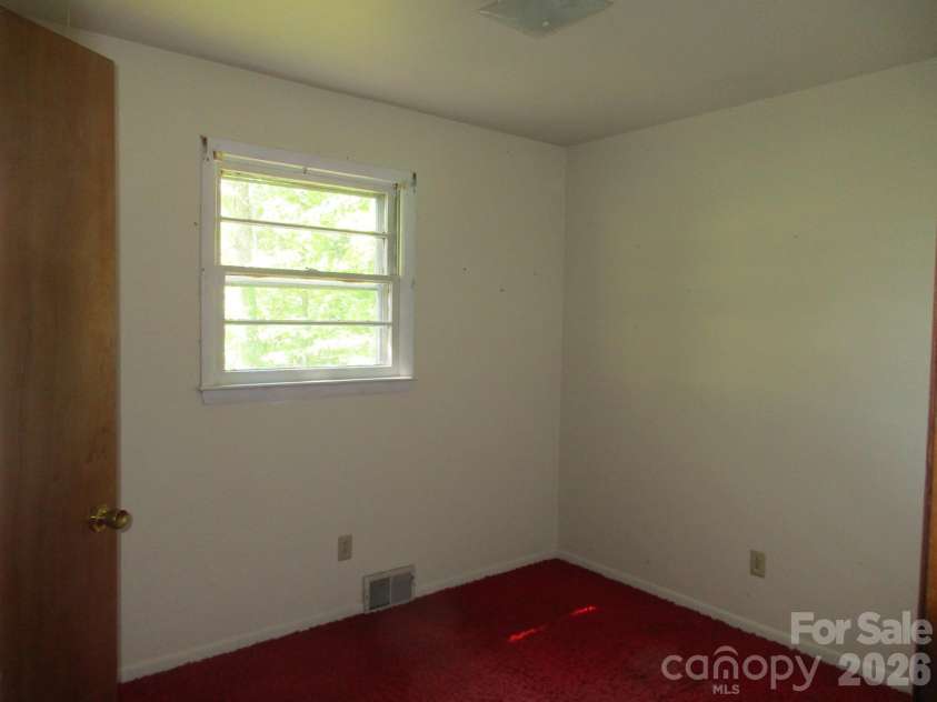 225 Davis Road, Crumpler, NC 28617.  MLS# CAR4349380, YatesRealty ID 7889. 