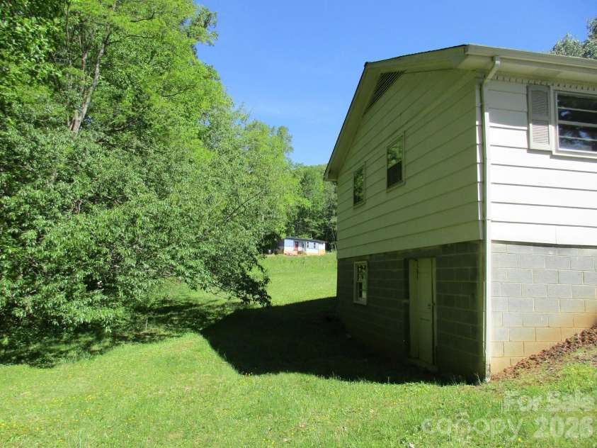 225 Davis Road, Crumpler, NC 28617.  MLS# CAR4349380, YatesRealty ID 7889. 