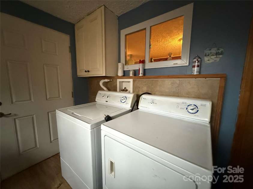 201 Mountain Vista Road, Canton, NC 28716.  MLS# CAR4328176, YatesRealty ID 7890. 