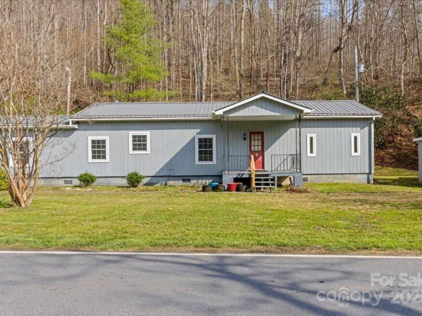 3722/3724 Walnut Creek Road, Marshall, NC 28753.  MLS# CAR4244671, YatesRealty ID 7891. 