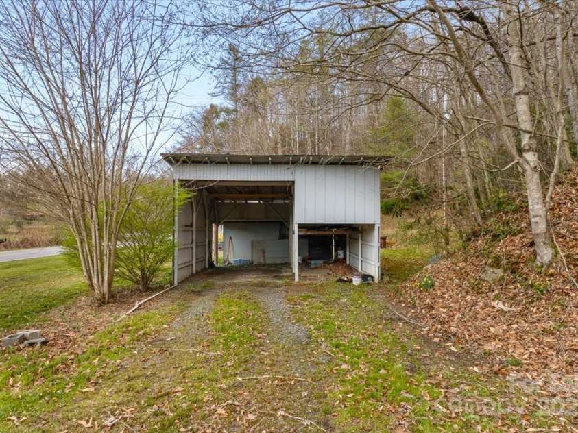 3722/3724 Walnut Creek Road, Marshall, NC 28753.  MLS# CAR4244671, YatesRealty ID 7891. 