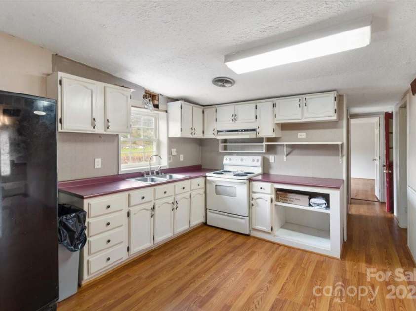 3722/3724 Walnut Creek Road, Marshall, NC 28753.  MLS# CAR4244671, YatesRealty ID 7891. 