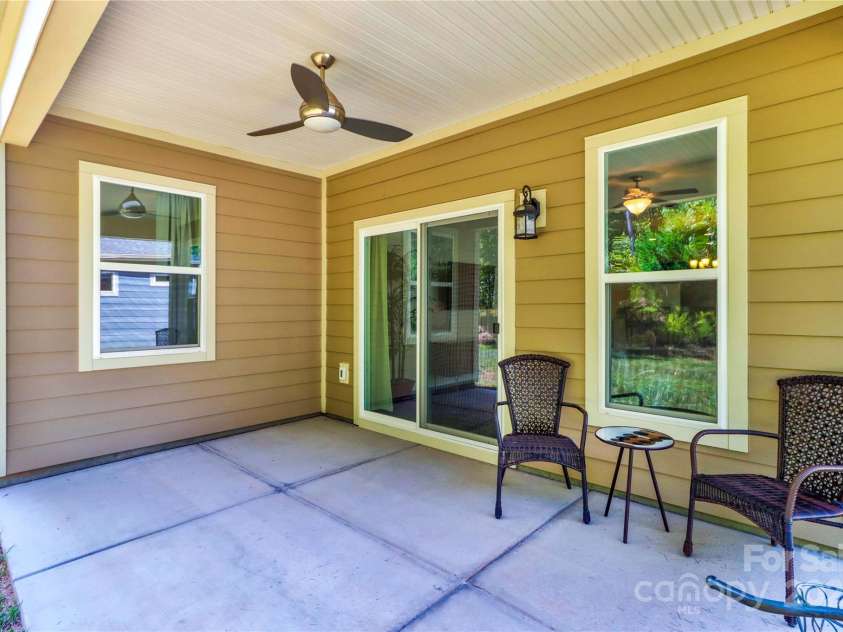 184 Flat Rock Drive, Denver, NC 28037.  MLS# CAR4220616, YatesRealty ID 7892. Covered back patio