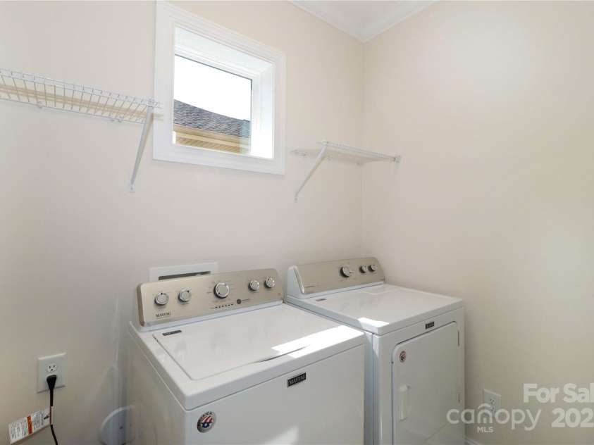 184 Flat Rock Drive, Denver, NC 28037.  MLS# CAR4220616, YatesRealty ID 7892. Enclosed laundry room