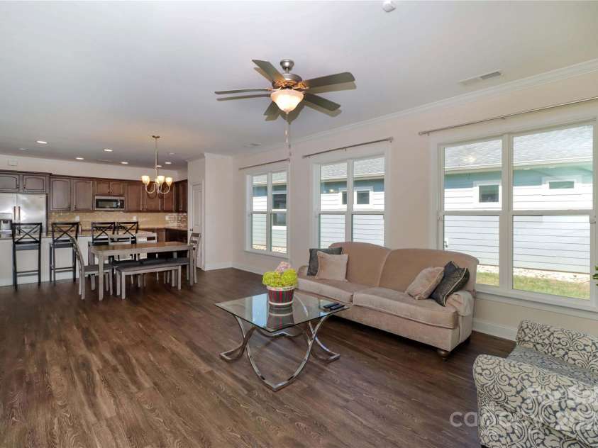 184 Flat Rock Drive, Denver, NC 28037.  MLS# CAR4220616, YatesRealty ID 7892. Open floor plan!