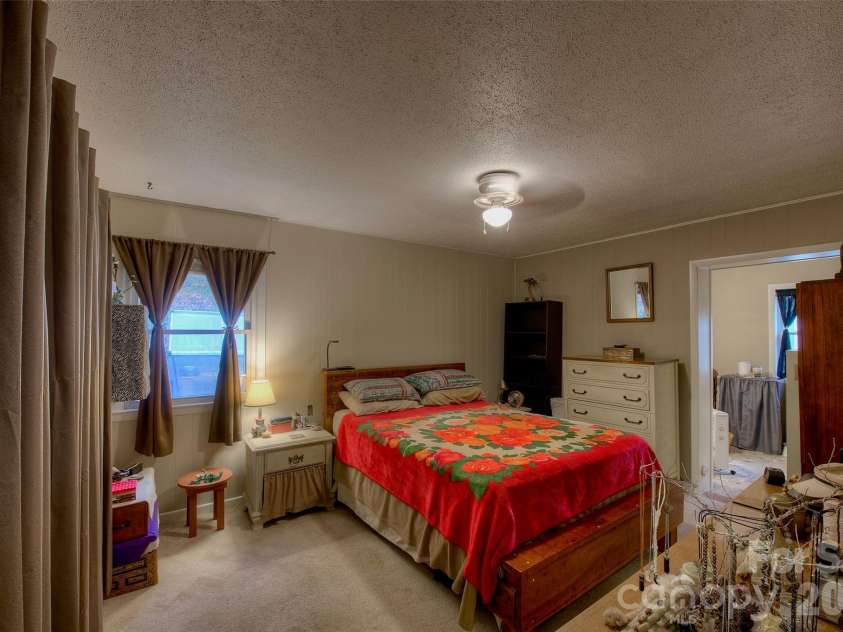 583 Deer Park Lake Road, Spruce Pine, NC 28777.  MLS# CAR4332443, YatesRealty ID 7892. 