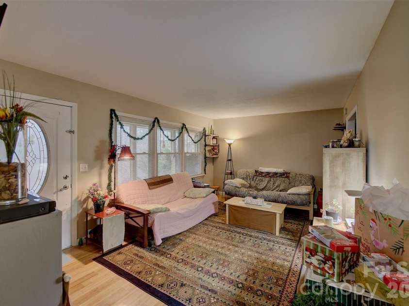 583 Deer Park Lake Road, Spruce Pine, NC 28777.  MLS# CAR4332443, YatesRealty ID 7892. 