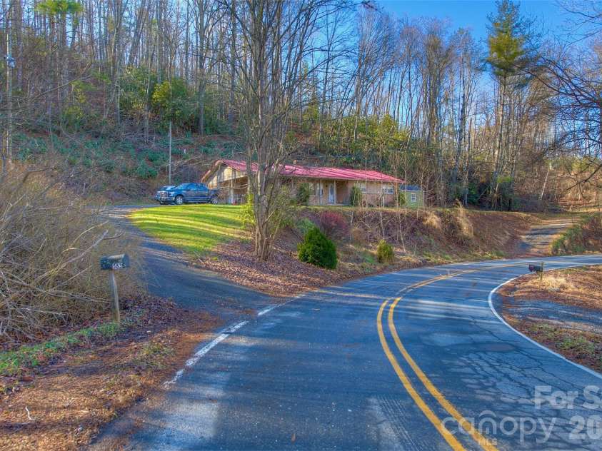 583 Deer Park Lake Road, Spruce Pine, NC 28777.  MLS# CAR4332443, YatesRealty ID 7892. 