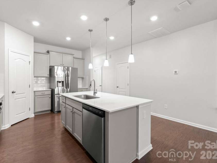 19722 Elise Caroline Alley, Davidson, NC 28036.  MLS# CAR4364454, YatesRealty ID 7893. 