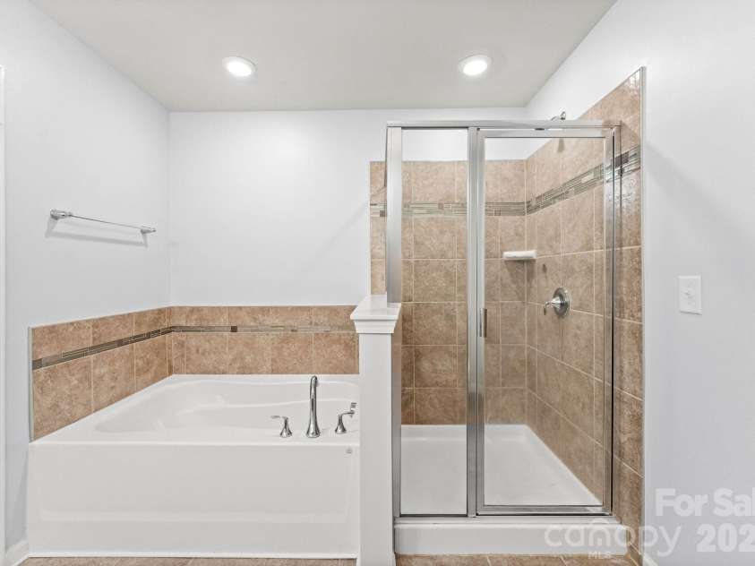 19722 Elise Caroline Alley, Davidson, NC 28036.  MLS# CAR4364454, YatesRealty ID 7893. 