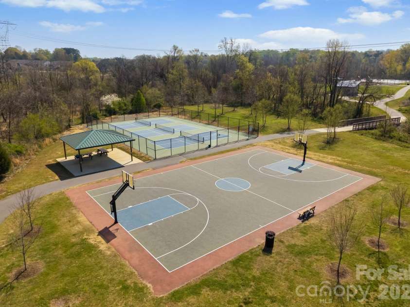 19722 Elise Caroline Alley, Davidson, NC 28036.  MLS# CAR4364454, YatesRealty ID 7893. 