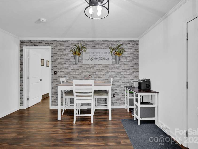 2299 Becky Hill Road, Lexington, NC 27295.  MLS# CAR4249175, YatesRealty ID 7893. 