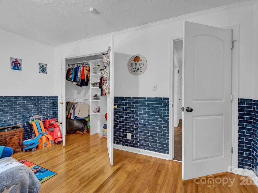 2299 Becky Hill Road, Lexington, NC 27295.  MLS# CAR4249175, YatesRealty ID 7893. 