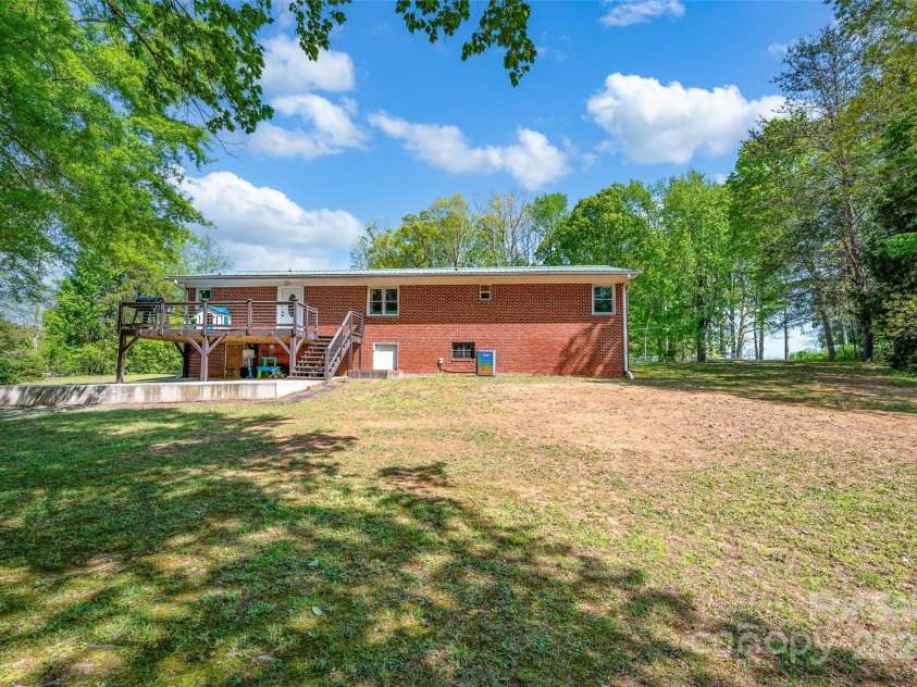 2299 Becky Hill Road, Lexington, NC 27295.  MLS# CAR4249175, YatesRealty ID 7893. 