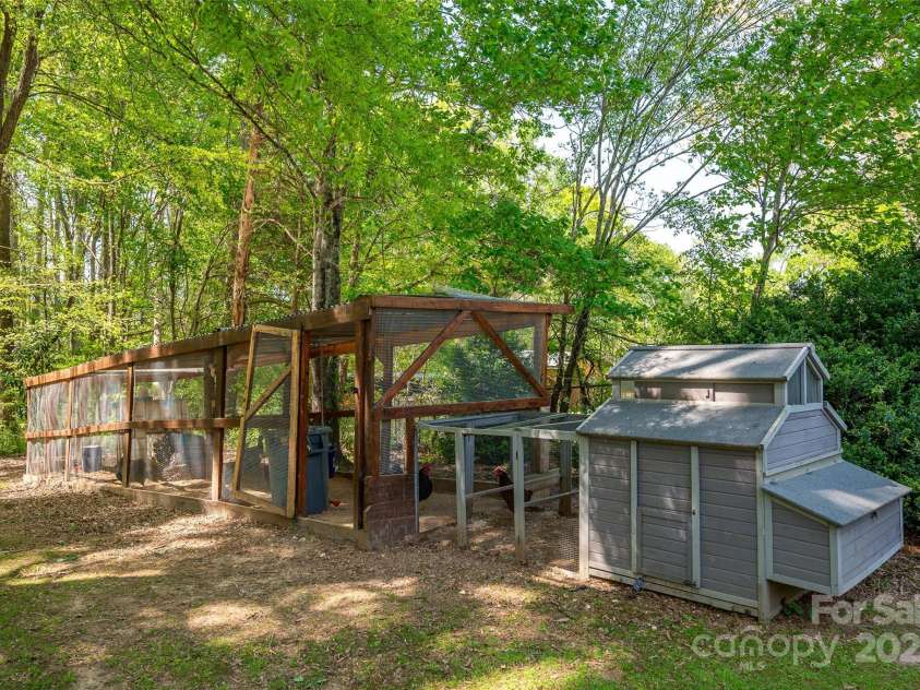 2299 Becky Hill Road, Lexington, NC 27295.  MLS# CAR4249175, YatesRealty ID 7893. 