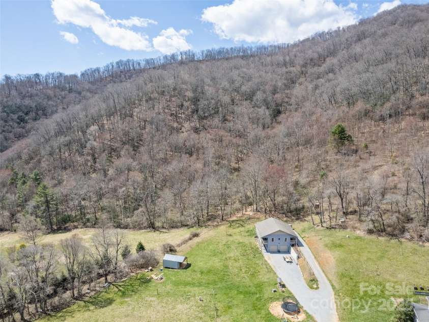 153 Trinity Drive, Clyde, NC 28721.  MLS# CAR4240321, YatesRealty ID 7894. 