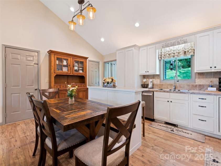153 Trinity Drive, Clyde, NC 28721.  MLS# CAR4240321, YatesRealty ID 7894. 